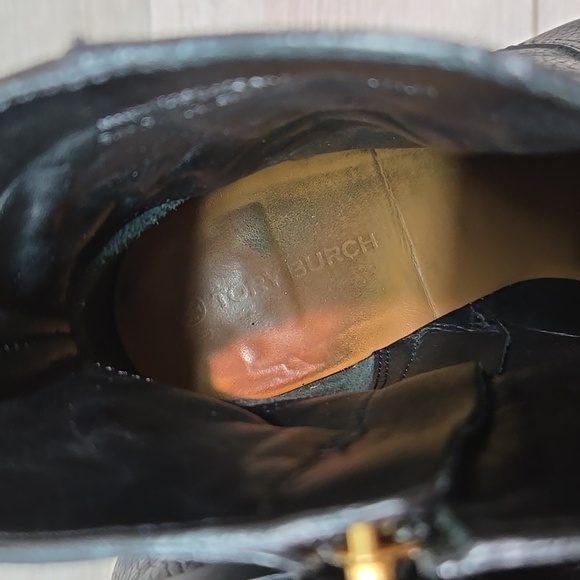 Tory Burch Womens Leight lug sole Leather 76022 Ankle Heels Boots shoes 7.5 - Picture 8 of 16